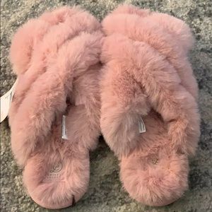 Fuzzy Slide on slippers.